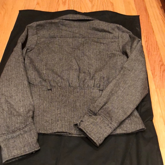 50% Wool  50% Polyester Jacket - Picture 2 of 4